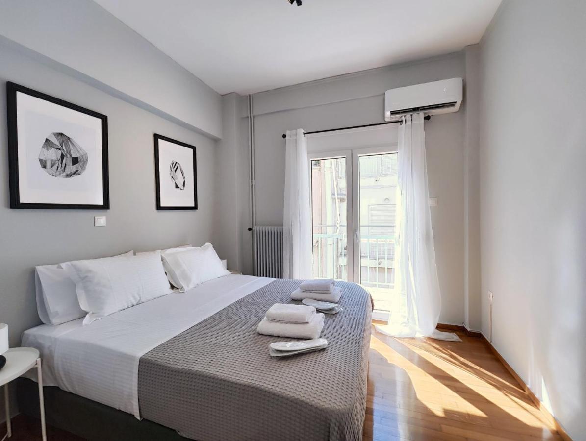 Zea Apartments Piraeus Exterior photo