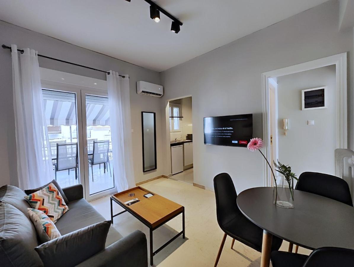 Zea Apartments Piraeus Exterior photo